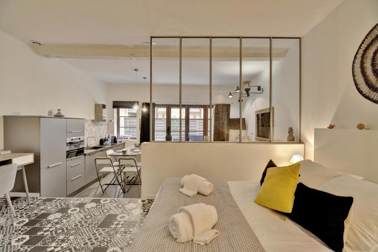 L'Atelier D'Auguste - Terrasse En Plein Coeur De Bordeaux Apartment Exterior photo